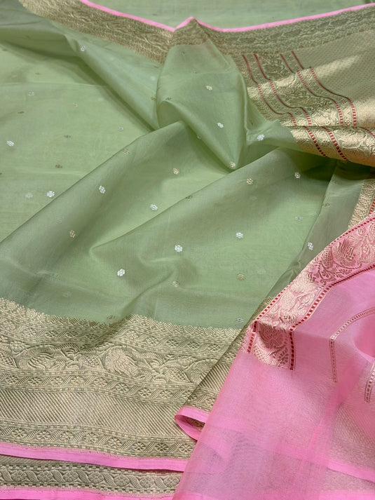 Pista Green Pure Organza Silk Banarasi Handloom Sari — Floral Zari Pallu & Pink Contrast Blouse