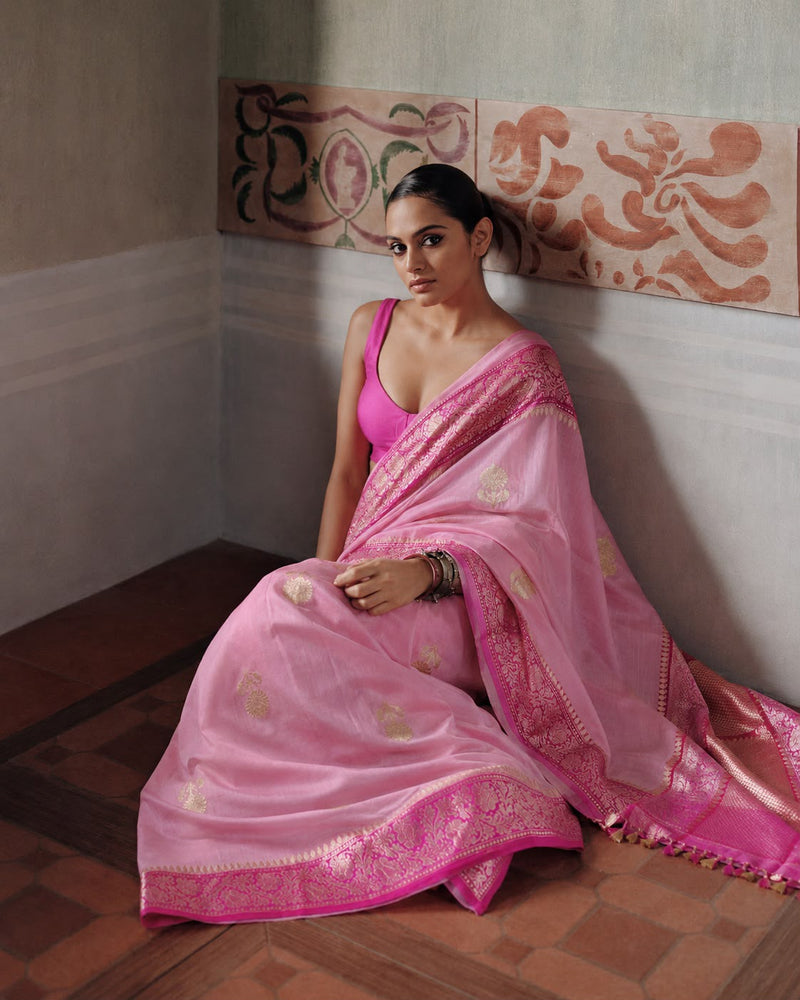 Blush & Magenta Banarasi Kora Silk Sari — Pendant Booti Body with Contrast Magenta Floral Border & Dense Gold Pallu